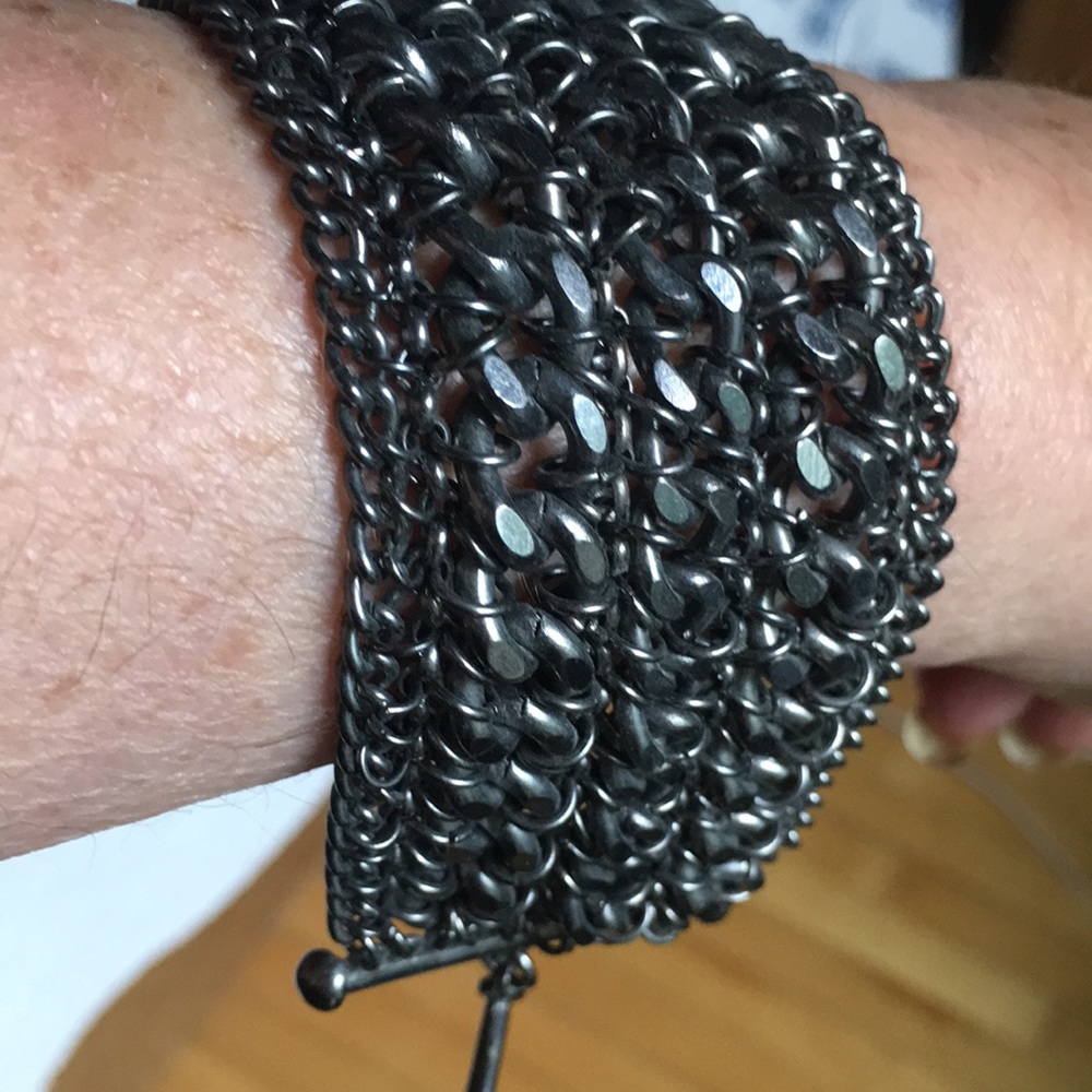Metal chain link bracelet